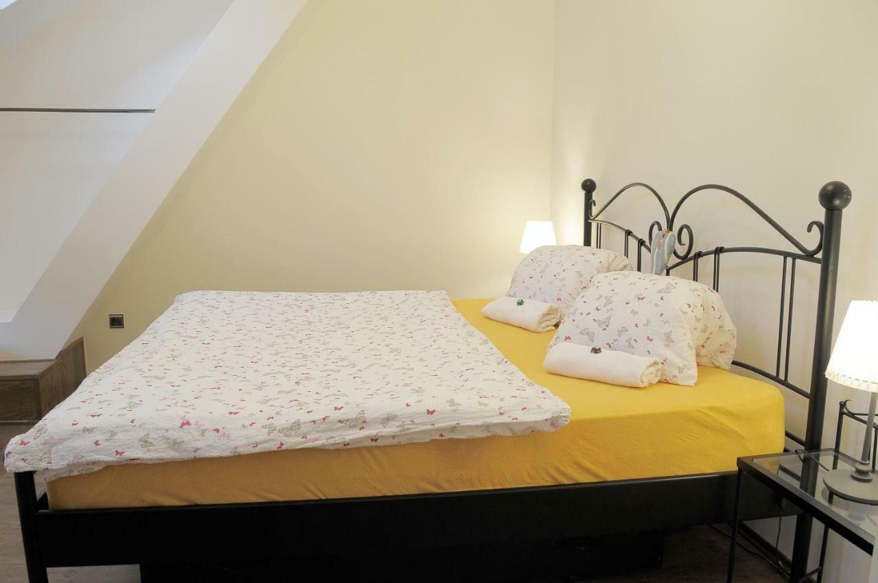 Apartmany V Podzamci Ii. Mělník Exterior foto