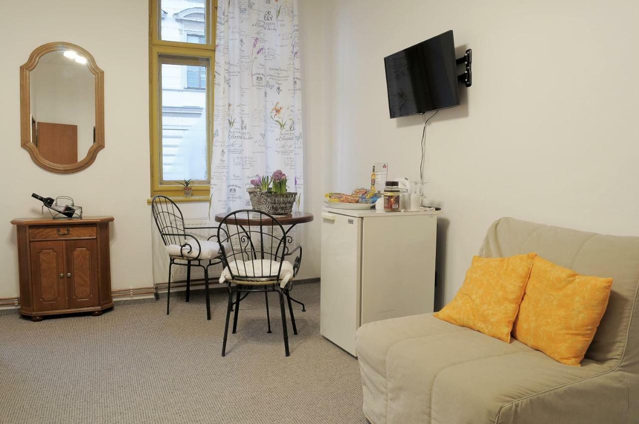 Apartmany V Podzamci Ii. Mělník Exterior foto